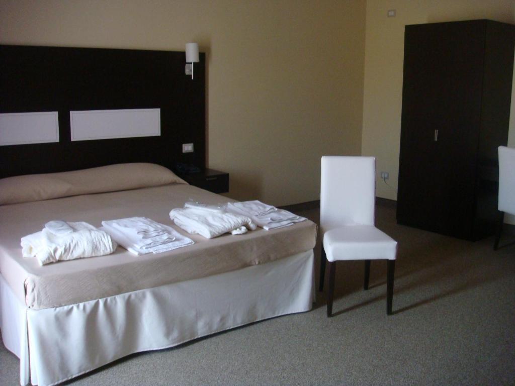 Santa Loja Hotel Residence Tito Phòng bức ảnh