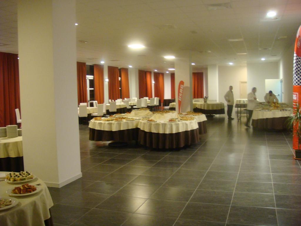 Santa Loja Hotel Residence Tito Ngoại thất bức ảnh
